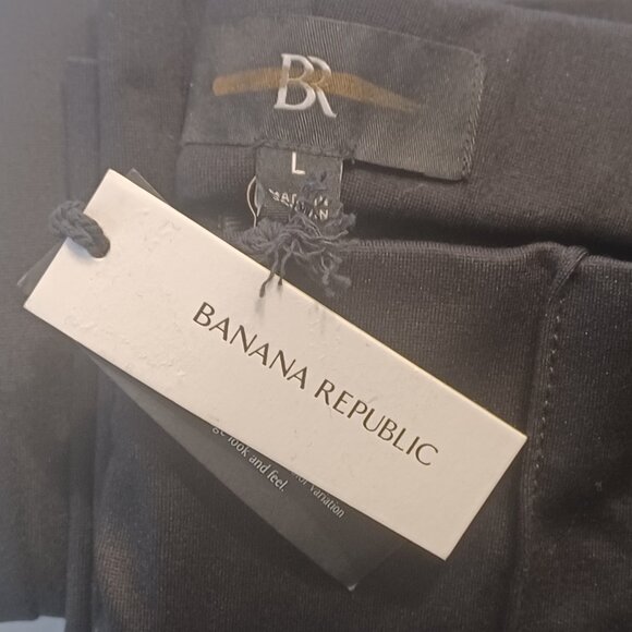 NWT Banana Republic Black High Rise Crop Flare Everywhere Ponte Pull On Pants - Picture 8 of 8